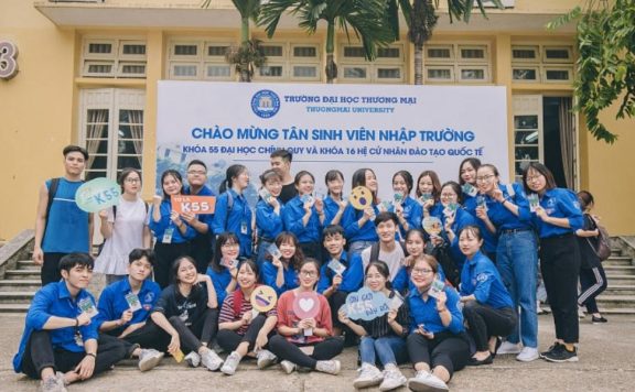 chuyen-nganh-tai-chinh-cong-tai-dai-hoc-thuong-mai